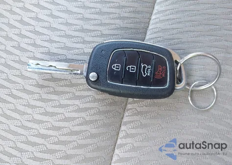 2017 Hyundai Santa Fe Sport 2.4L из США, поврежденный, VIN 5XYZT3LB1HG482982